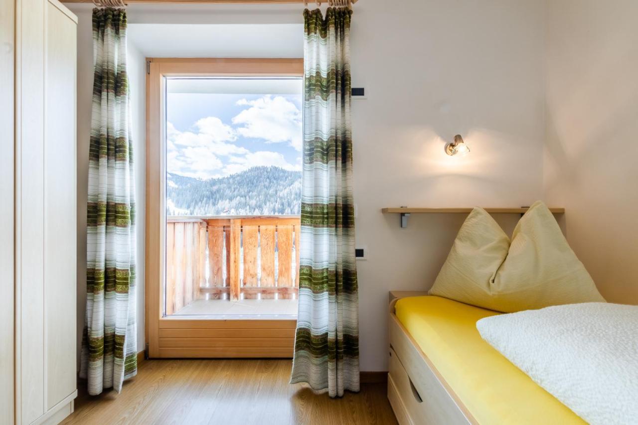 Garni Baita San Cassiano  Bagian luar foto