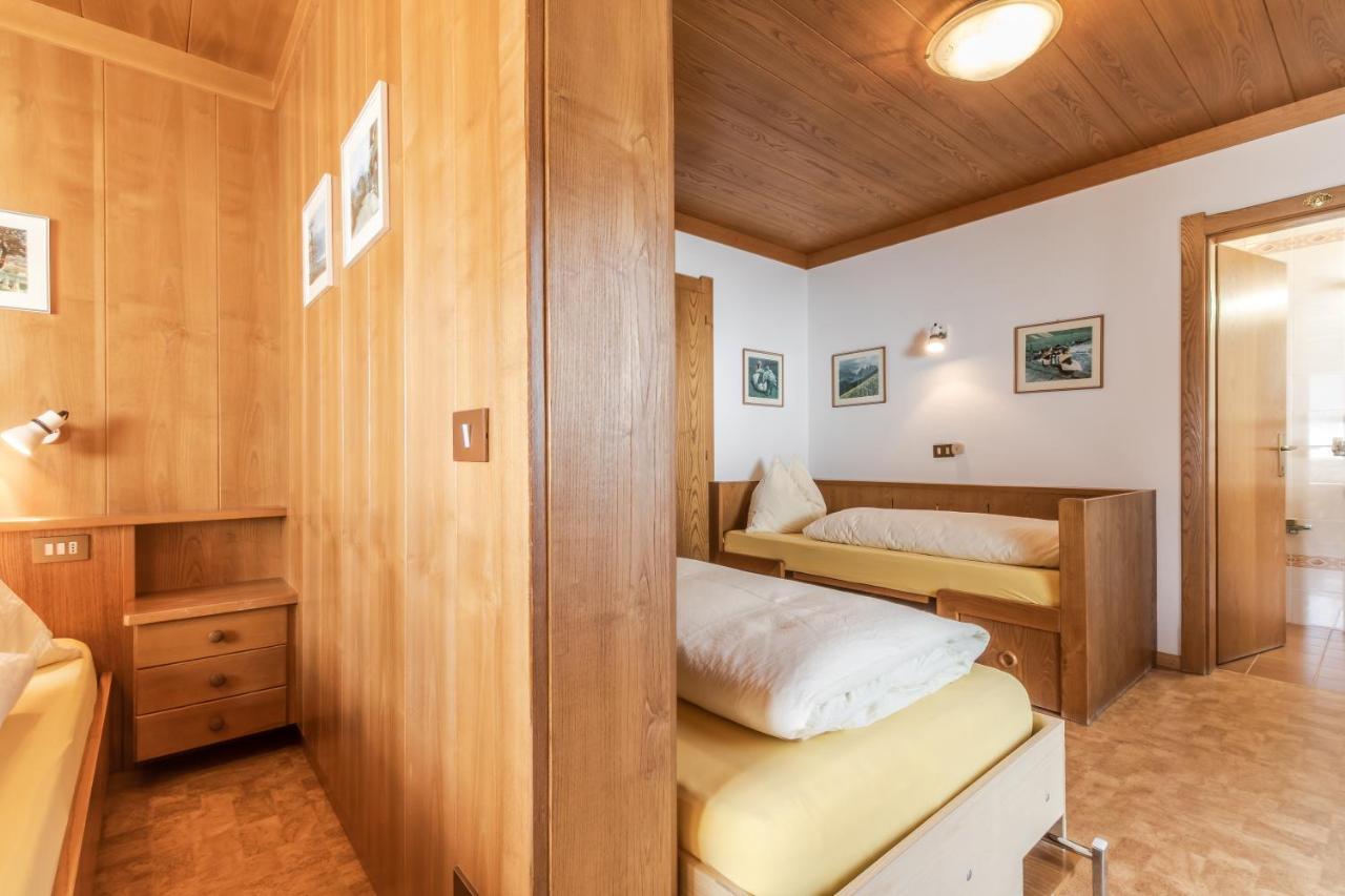 Garni Baita San Cassiano  Bagian luar foto