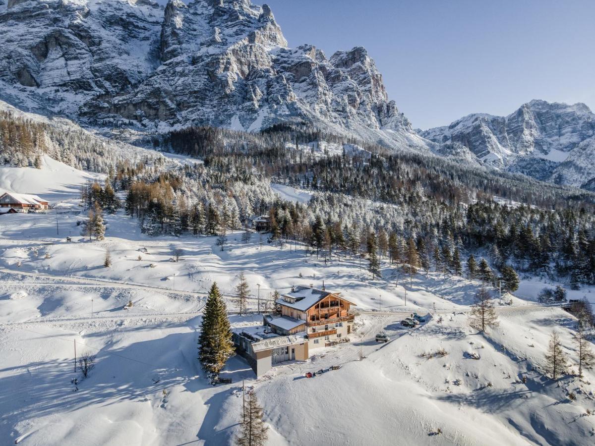 Garni Baita San Cassiano  Bagian luar foto