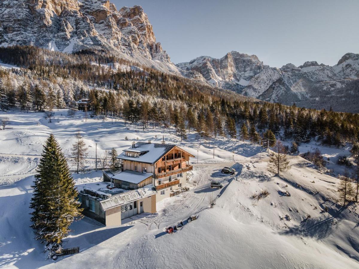 Garni Baita San Cassiano  Bagian luar foto